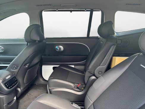 New 2026 Hyundai Ioniq 9 Limited image 13