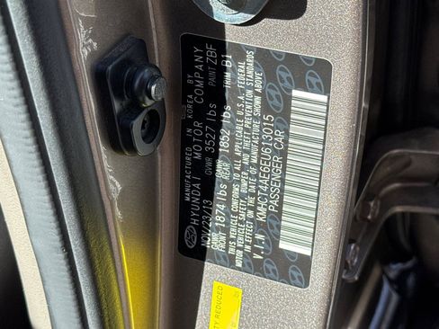 Used 2014 Hyundai Accent GLS image 27