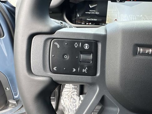 New 2026 Land Rover Defender 110 S AWD/4WD image 31