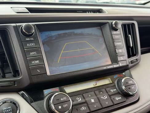 Used 2017 Toyota RAV4 XLE image 20