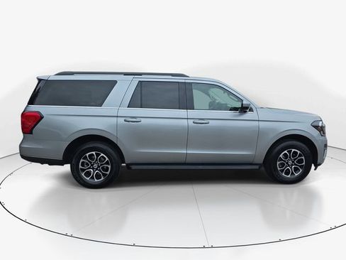 Used 2024 Ford Expedition Max XLT RWD image 12