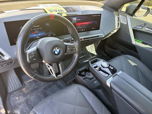 Certified 2025 BMW iX M60 image 21