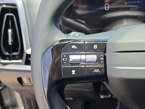 New 2026 Kia Sorento LX FWD image 30