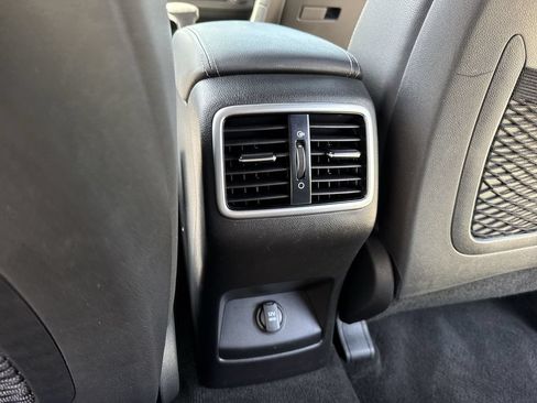 Used 2022 Kia Sportage Nightfall Edition FWD image 37