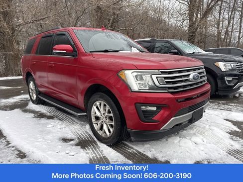 Used 2020 Ford Expedition XLT w/ Equipment Group 202A image 3
