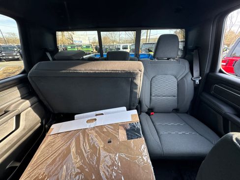 New 2026 RAM 1500 Big Horn w/ Night Edition AWD/4WD image 28
