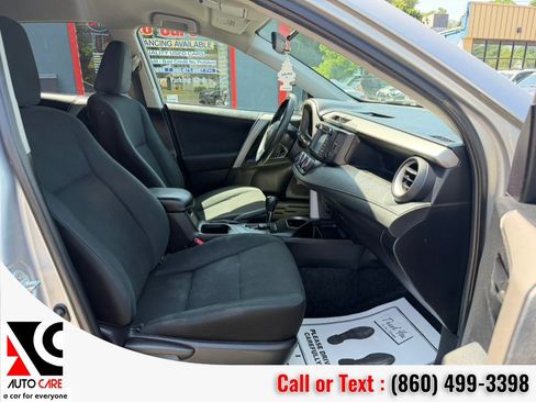 Used 2016 Toyota RAV4 LE AWD/4WD image 6