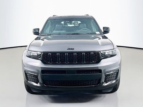 New 2025 Jeep Grand Cherokee L Limited w/ Black Appearance Package image 2