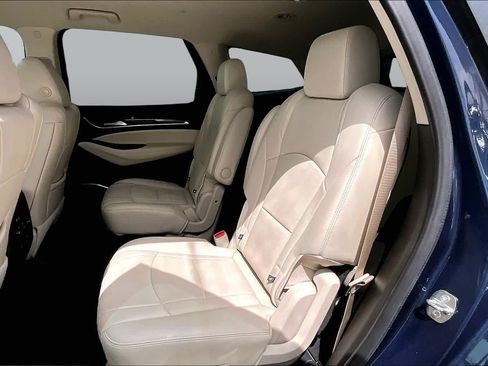 Used 2024 Buick Enclave Premium AWD/4WD image 21