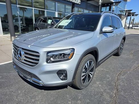 New 2026 Mercedes-Benz GLB 250 image 2