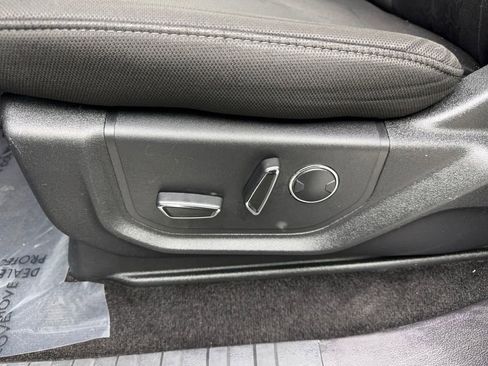 Used 2018 Ford F150 XLT w/ Equipment Group 302A Luxury image 34