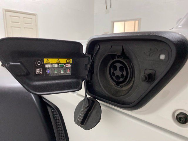 Used 2024 Jeep Wrangler Unlimited AWD/4WD image 91