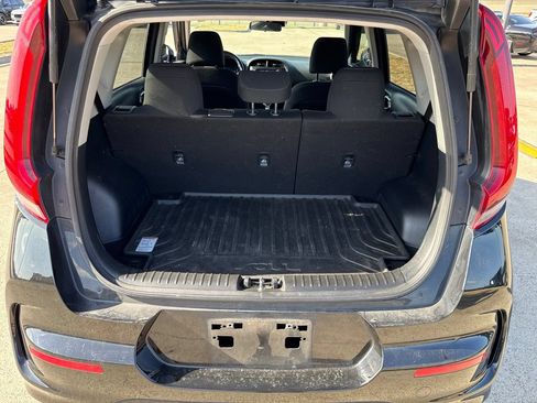 Used 2021 Kia Soul GT-Line FWD image 10