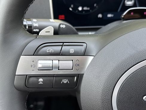 New 2026 Hyundai Tucson Limited FWD image 23