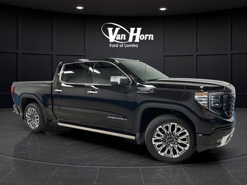 Used 2025 GMC Sierra 1500 Denali Ultimate AWD/4WD image 1