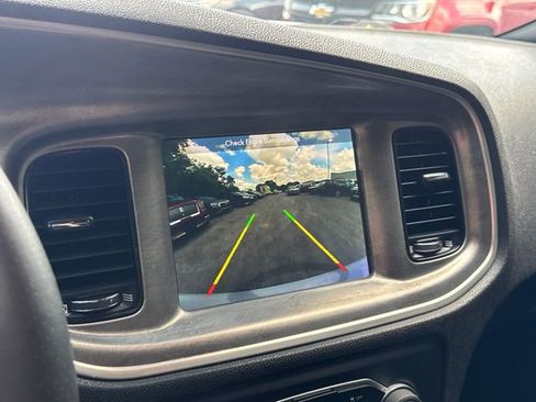 Used 2017 Dodge Charger R/T RWD image 21