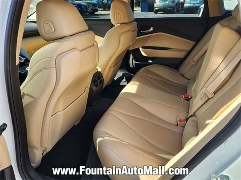 Used 2022 Acura TLX w/ Technology Package image 9