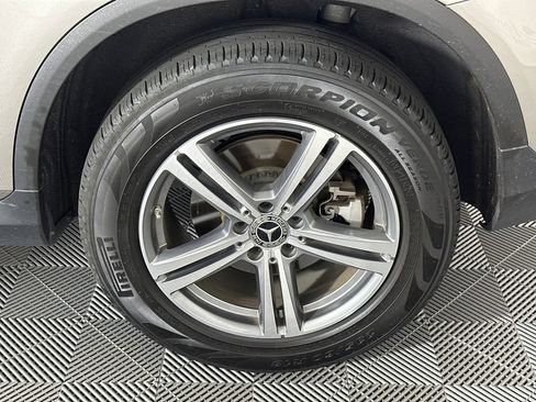 Used 2022 Mercedes-Benz GLC 300 image 10