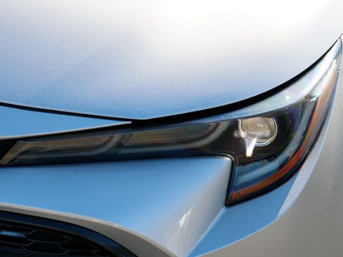 Used 2022 Toyota Corolla SE FWD image 11
