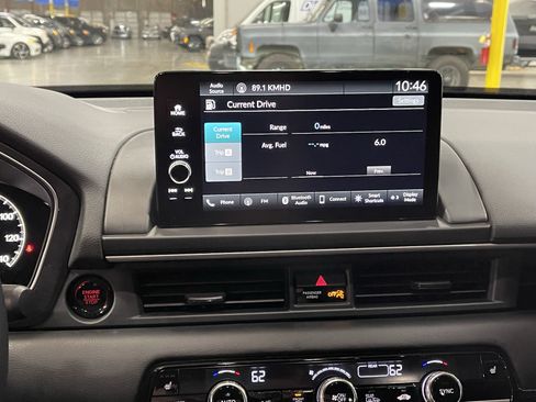 Used 2025 Honda Pilot EX-L image 23
