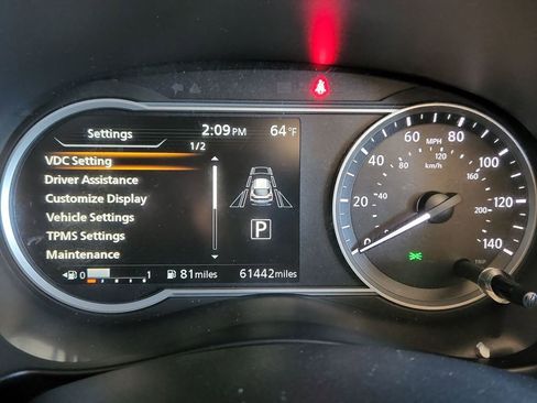 Certified 2020 Nissan Kicks SR image 26