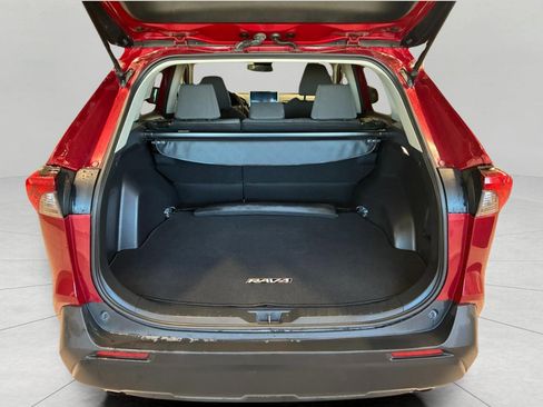 Used 2024 Toyota RAV4 XLE image 24