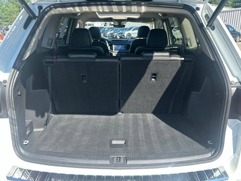 Used 2021 Volkswagen Atlas SE w/ Panoramic Sunroof Package AWD/4WD image 30
