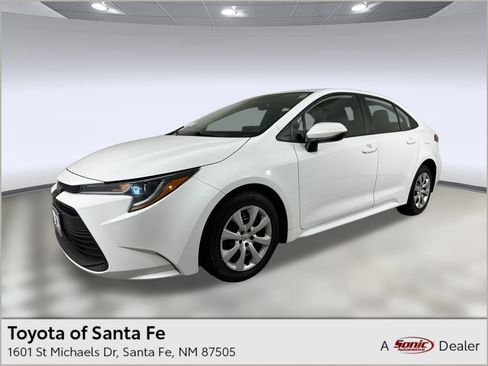 Used 2023 Toyota Corolla LE image 1