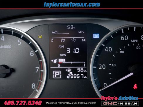 Used 2023 Nissan Kicks S image 8