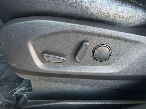 Used 2022 Ford Edge Titanium w/ Equipment Group 301A image 22