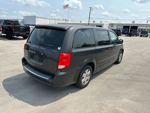 Used 2012 Dodge Grand Caravan SE FWD image 16