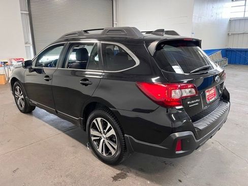 Used 2018 Subaru Outback 3.6R Limited image 5