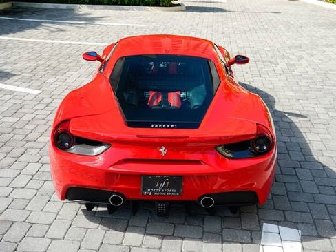 Used 2018 Ferrari 488 GTB image 23
