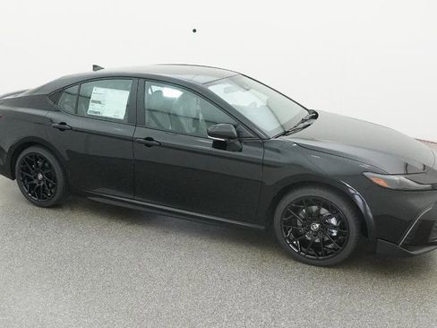 New 2026 Toyota Camry SE image 30