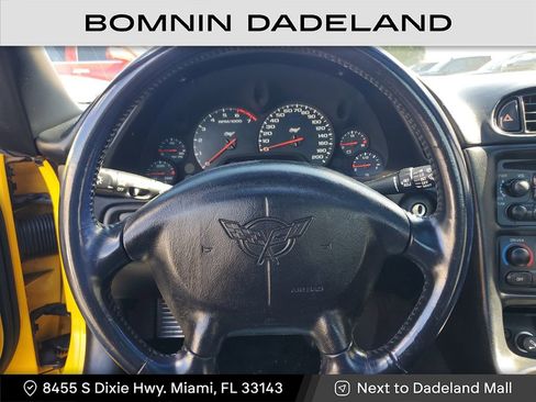 Used 2003 Chevrolet Corvette Base w/ Preferred Equipment Group image 16