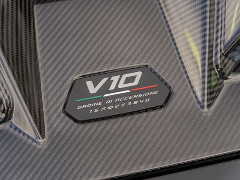 Used 2024 Lamborghini Huracan Tecnica RWD image 7