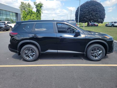 New 2026 Nissan Rogue S AWD/4WD image 3