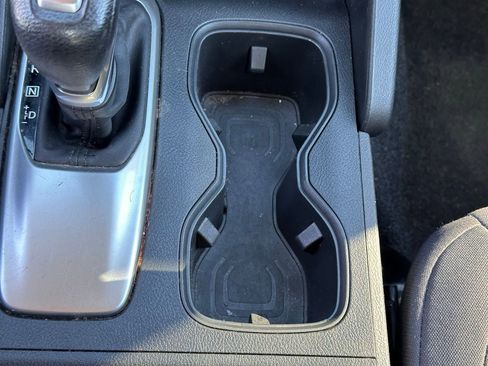 Used 2022 Nissan Frontier S image 36