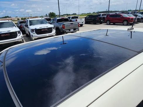 Used 2015 Kia Soul ! w/ Sun & Sound Package FWD image 19