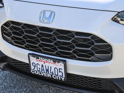 Certified 2023 Honda HR-V LX image 6