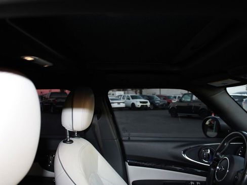 Used 2022 MINI Cooper Clubman S image 6