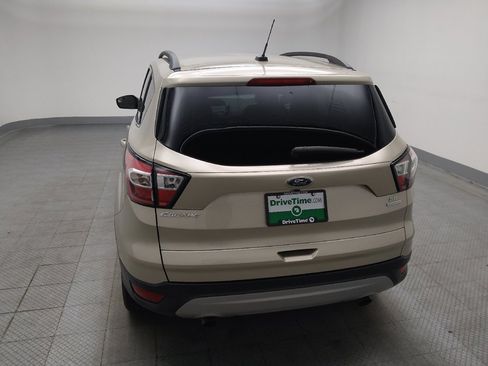 Used 2018 Ford Escape SE FWD image 6