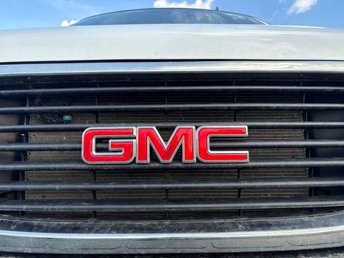 Used 2024 GMC Savana 2500 w/ Driver Convenience Package image 17
