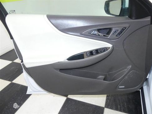 Used 2024 Chevrolet Malibu LT image 26