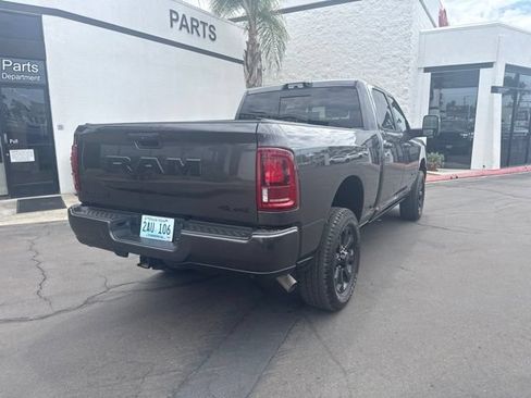 Used 2025 RAM 2500 Laramie AWD/4WD image 5