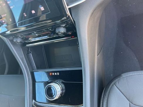 New 2025 Jeep Grand Cherokee 4WD image 22