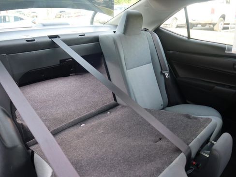 Used 2017 Toyota Corolla L FWD image 36