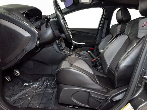 Used 2015 Ford Focus ST w/ Equipment Group 401A FWD image 13