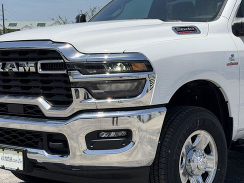 Used 2025 RAM 2500 Tradesman AWD/4WD image 8