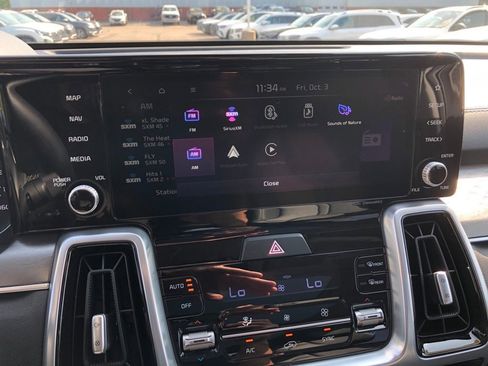 Used 2022 Kia Sorento SX image 27